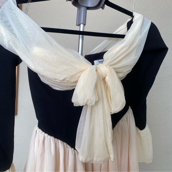 HOUSE OF CB‎ 'Alana' Black & Cream Off Shoulder Dress NWOT size S - Picture 10 of 16